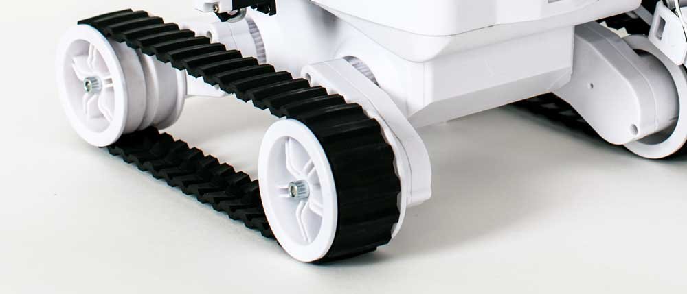 roli-tread-detail-1.jpg