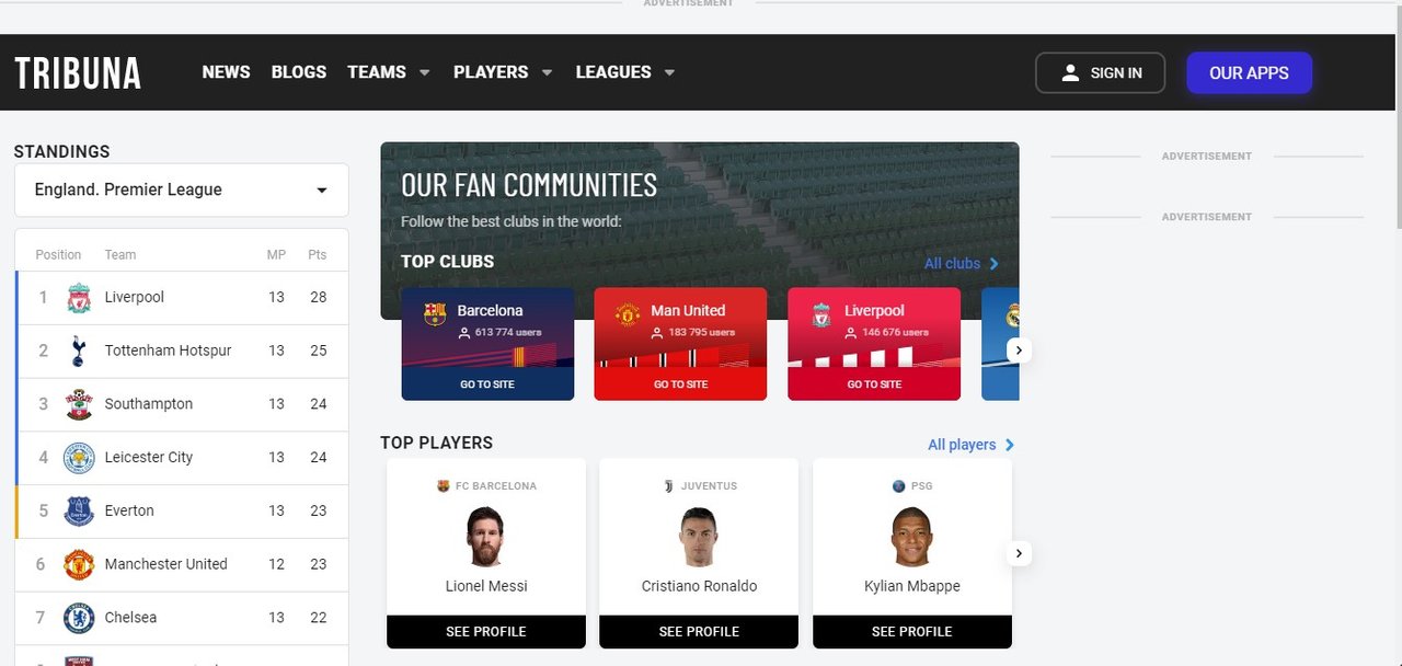 tribuna.jpg