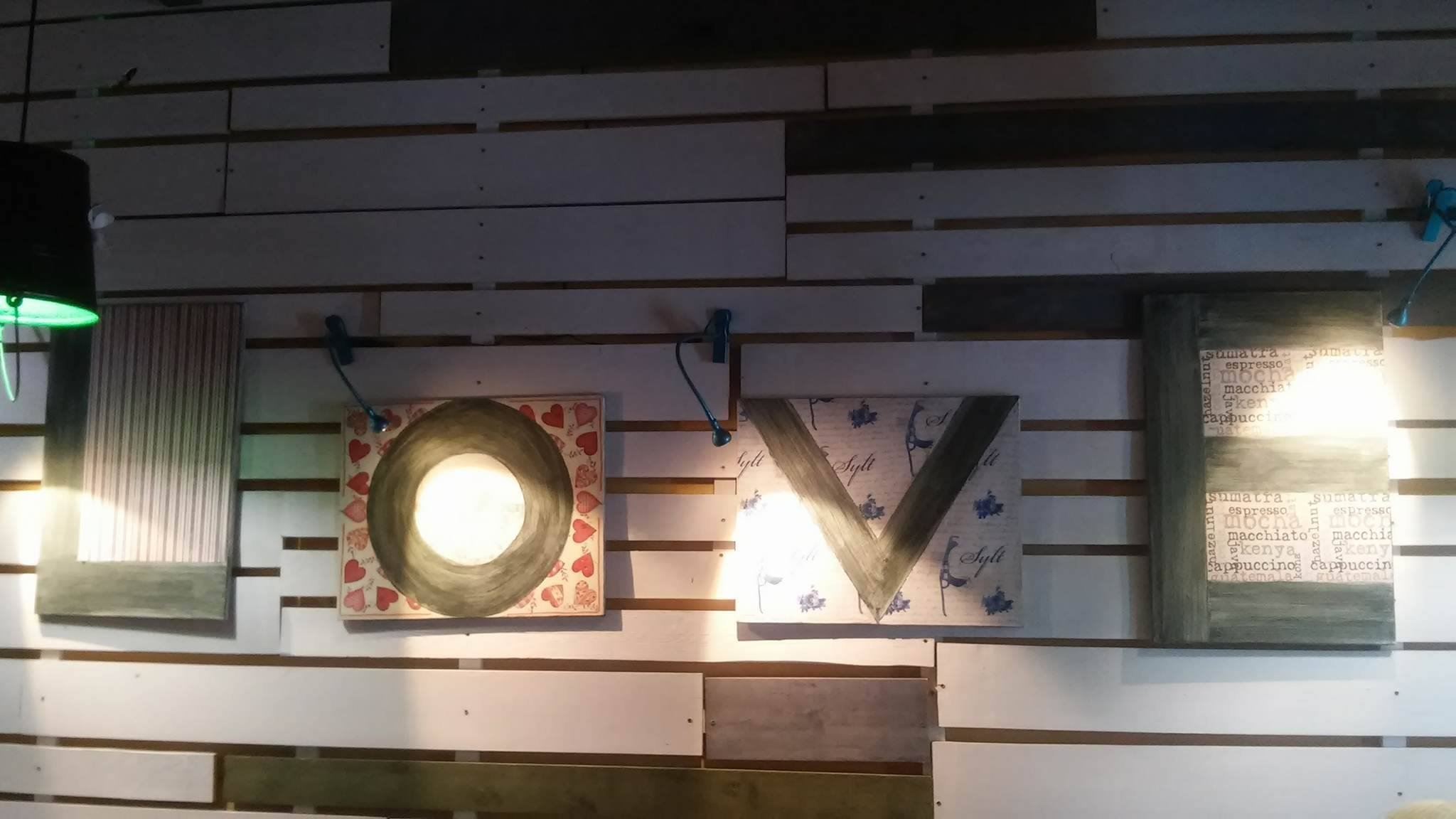 Restaurant Atmosphere And Decor : Wow this a post about cozy atmosphere and wonderful