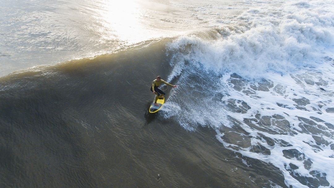 Catching good waves, left and right...