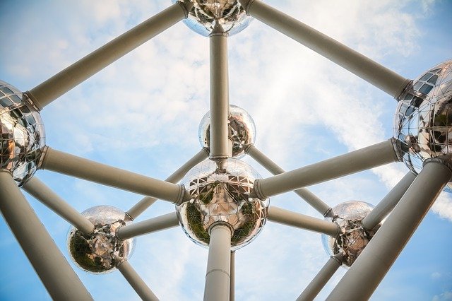 atomium-1827594_640.jpg