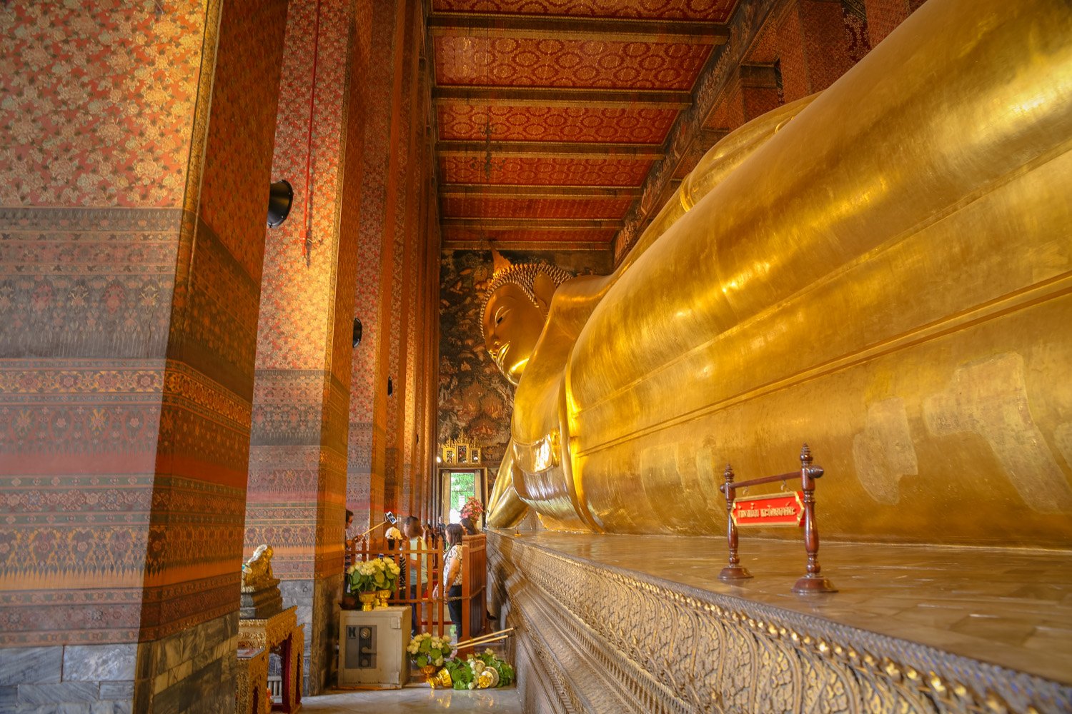 1 wat pho5.jpg