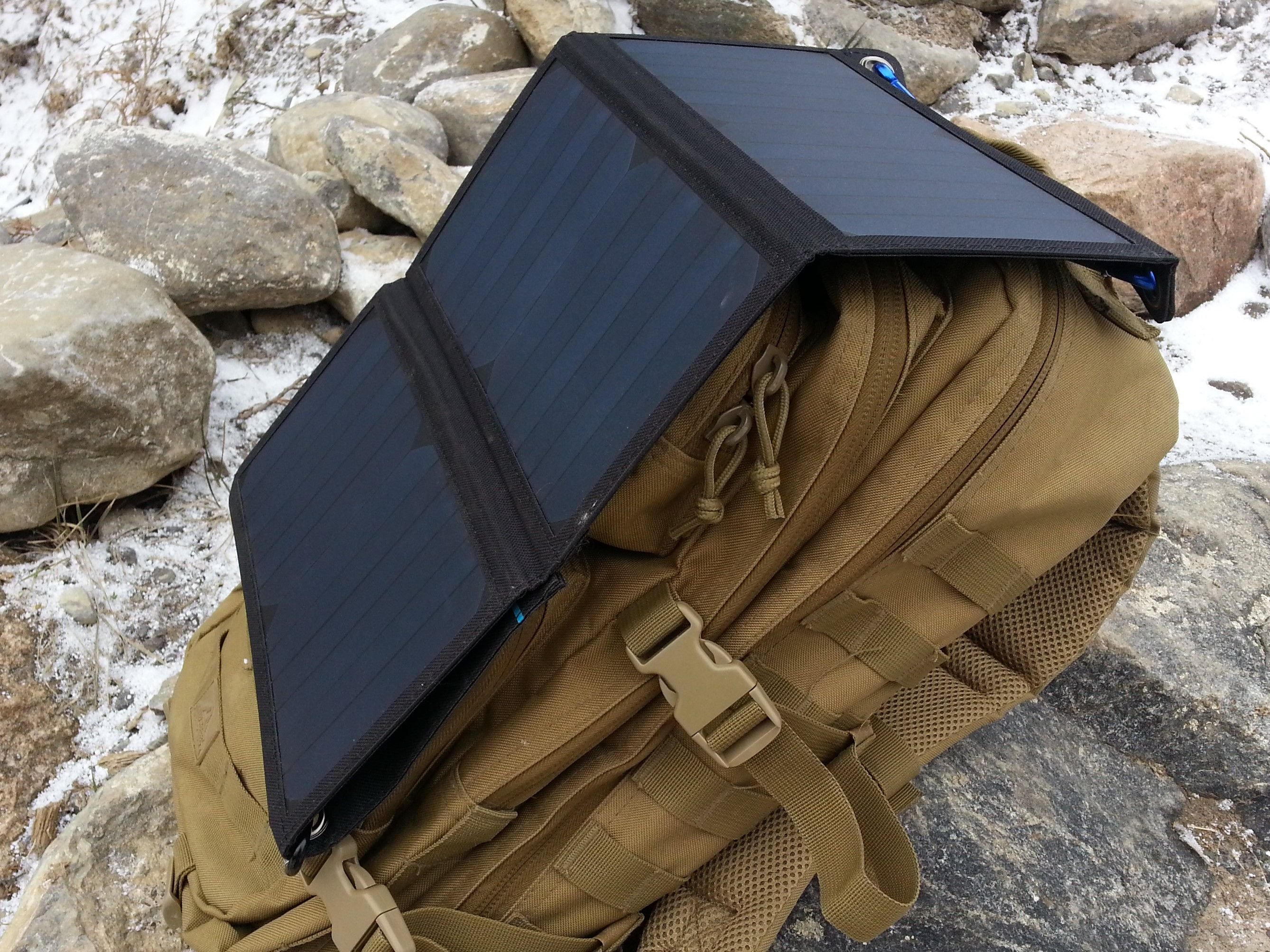 backpacksolar.jpg