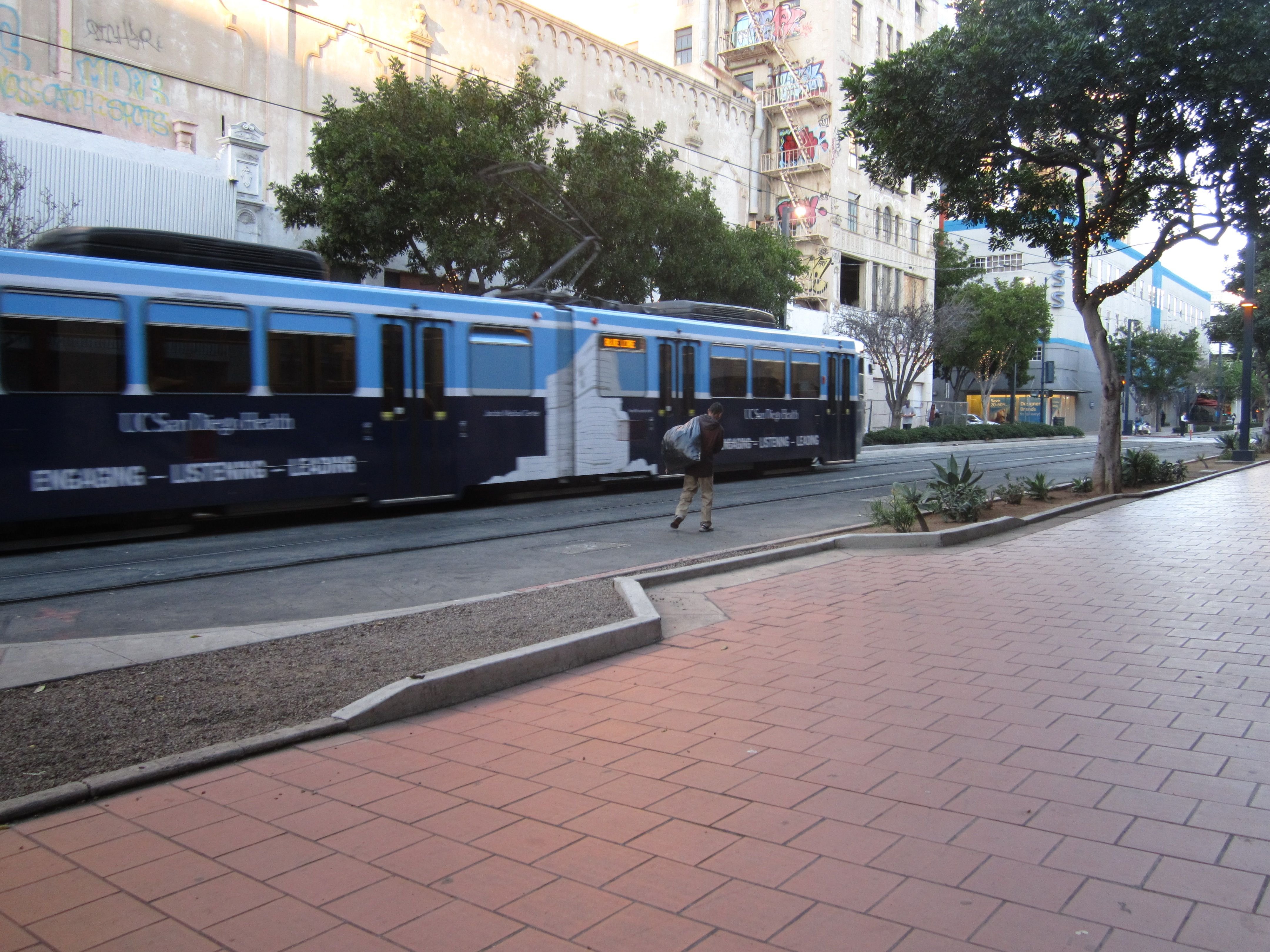 beautifulsunday san diego trolley fitinfun steemit.JPG