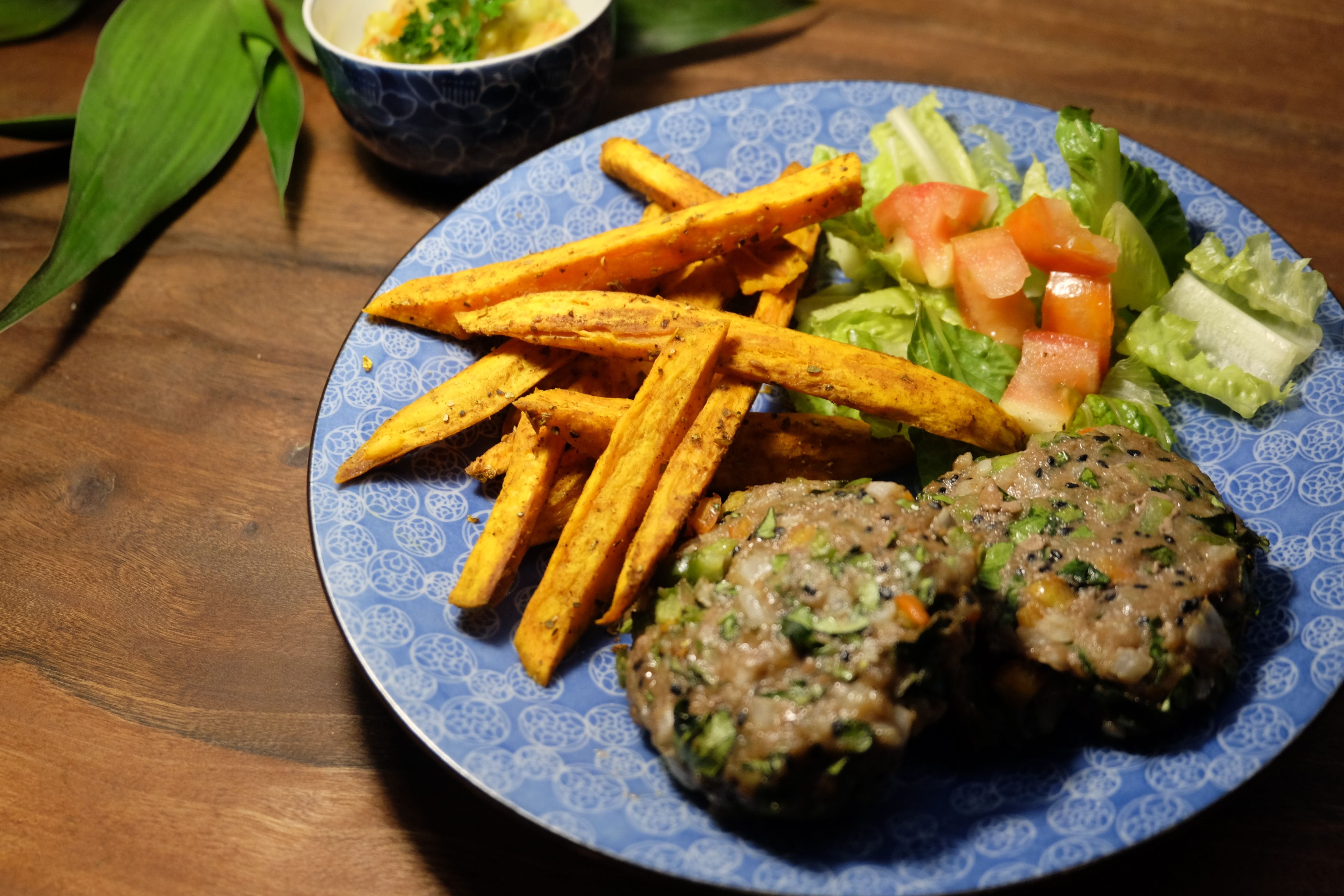 Veggie Stuffed Sesame Beef Burgers with Sweet Potato Chips and