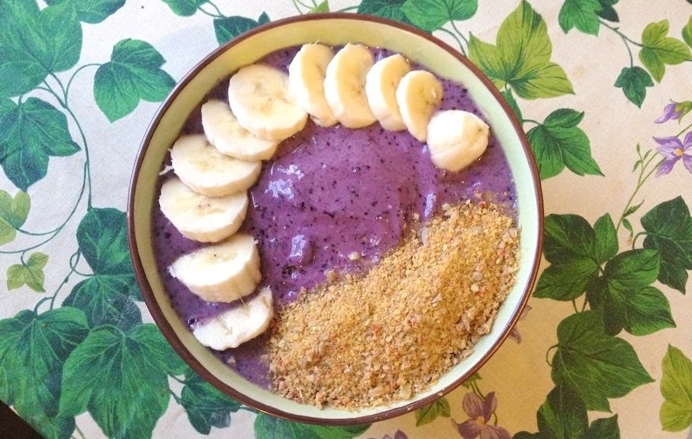 Purple smoothie bowl sml.jpg