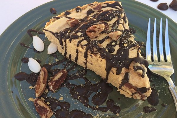 No-bake Pumpkin Cheesecake with Pecans