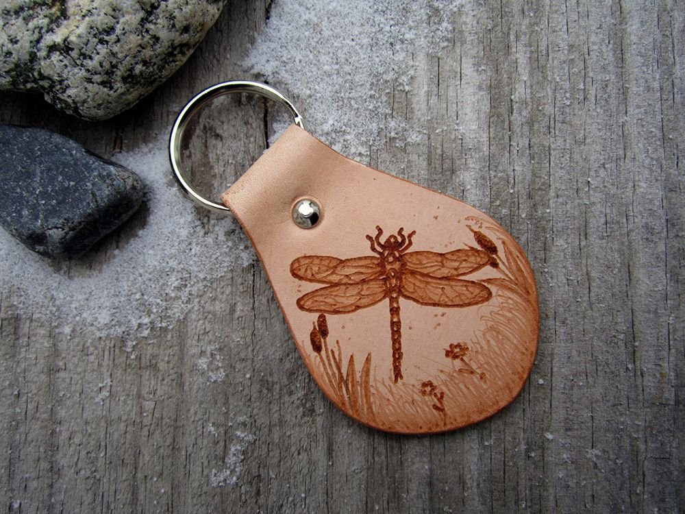 Dragonfly Hand Burned Pyrography Key Fob 2a.jpg