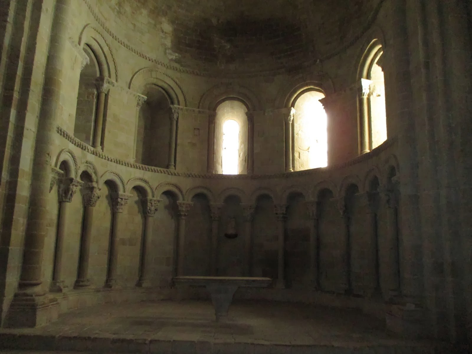 050- Altar.JPG