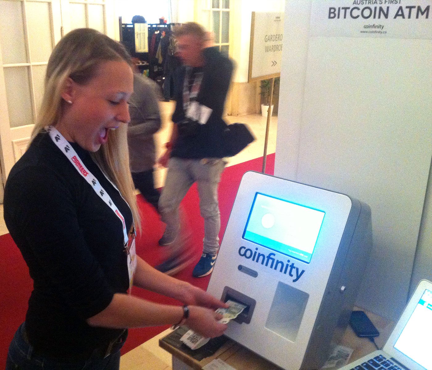 How To Use A Bitcoin ATM – A Beginner’s Guide