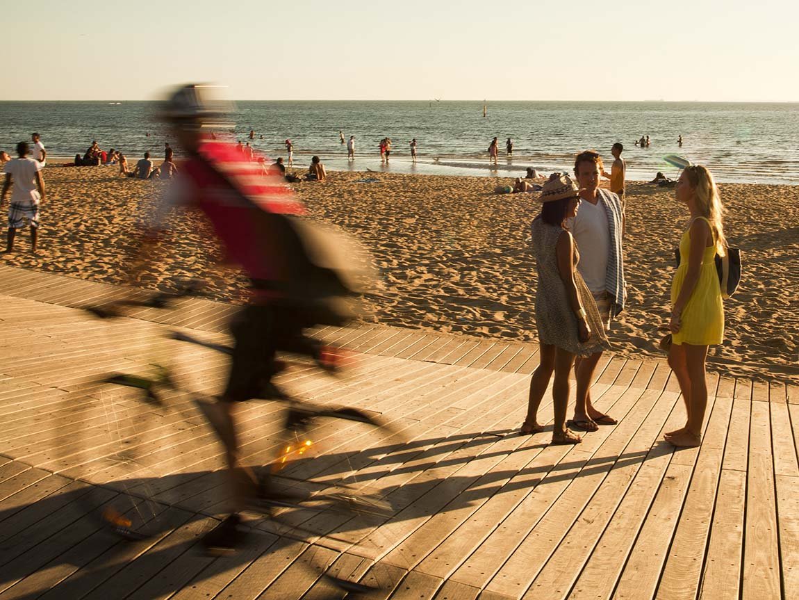 st-kilda-beach_mel_r_1375244_1150x863.jpeg