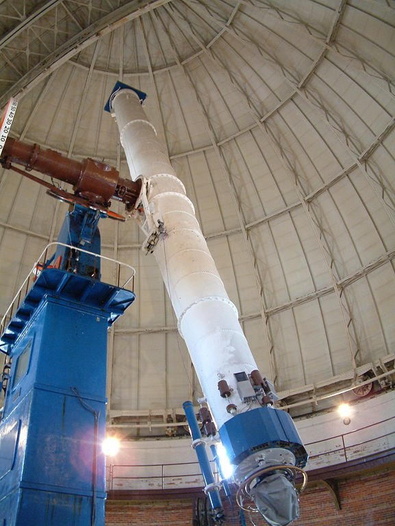 577px-Yerkes_40_inch_Refractor_Telescope-2006.jpg