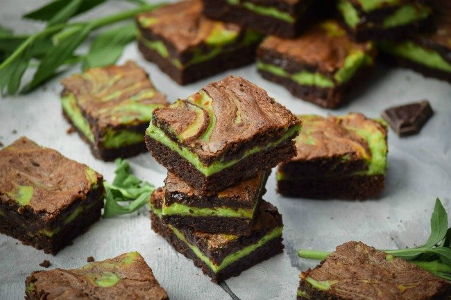 All-Natural Mint Chocolate Chip Cheesecake Swirl Brownies..jpg