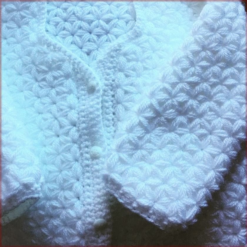 CROCHET CARDIE DAISY.JPG