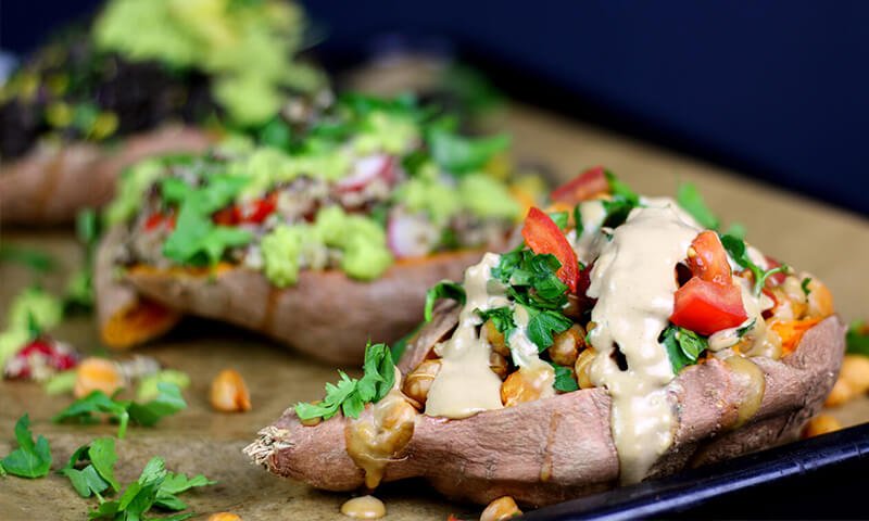 6. Stuffed potato with chiackpeas.jpg