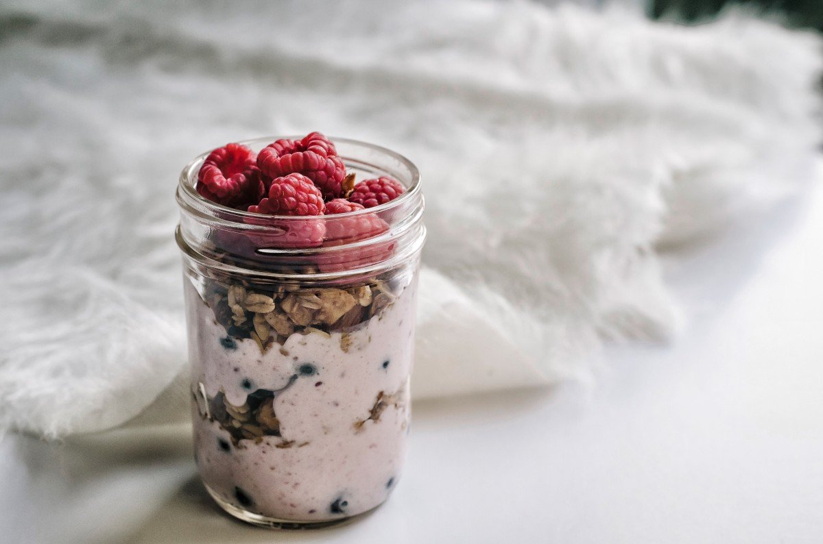 granola_raspberry_yoghurt_yogurt_jar-1396606.jpg!d.jpg