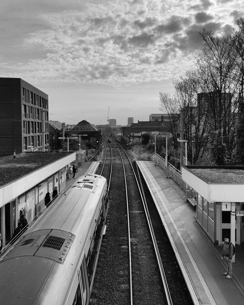 142751902971 - hackney central_bw.jpg