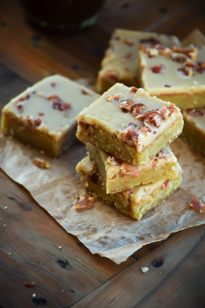 Maple Bacon Blondies (10).jpg