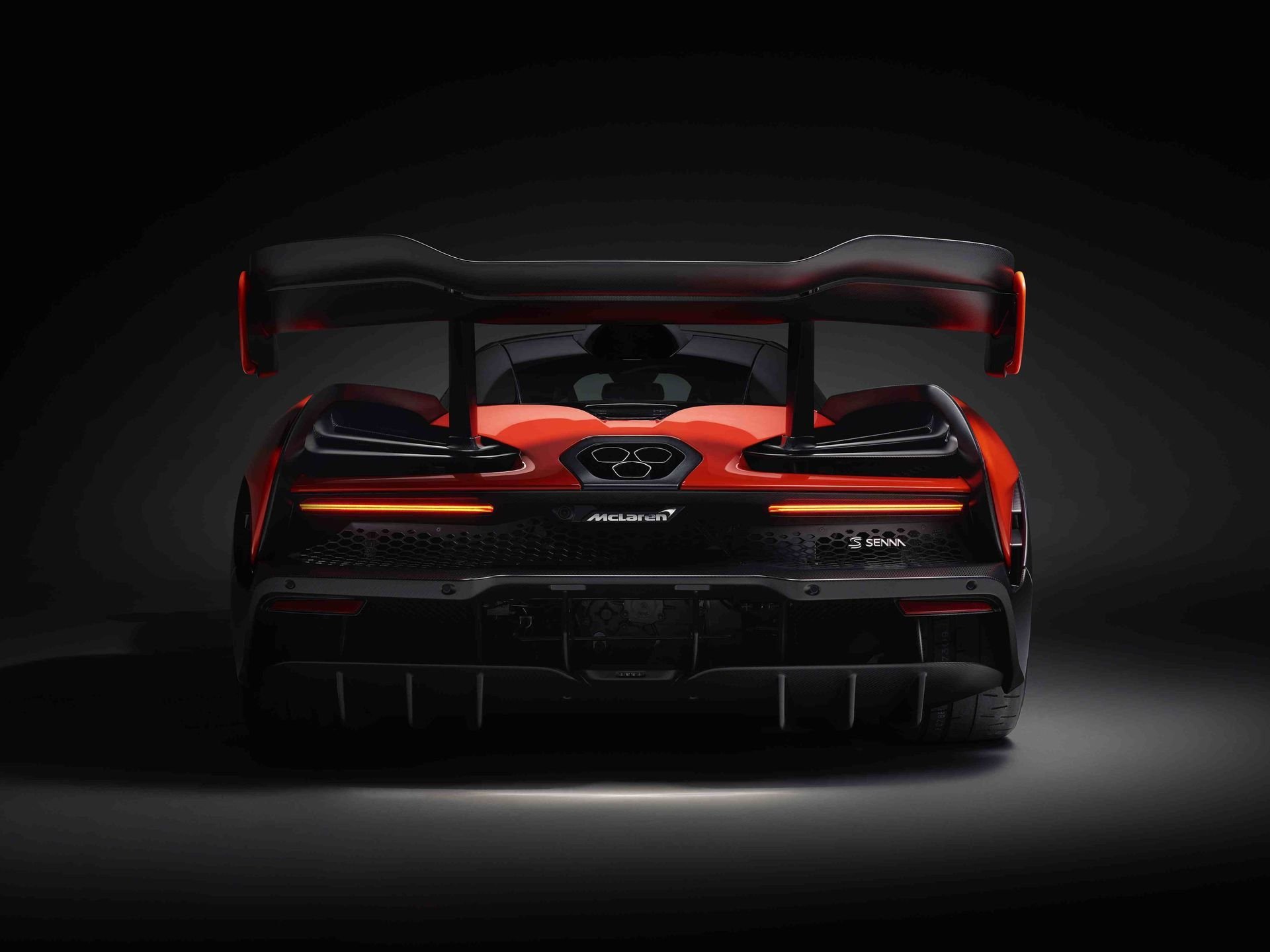 08783574-photo-mclaren-senna.jpg