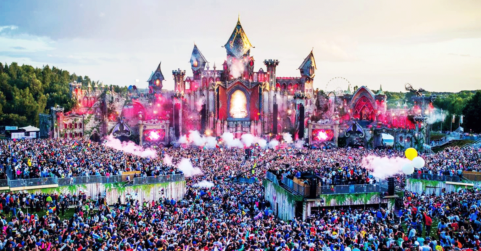 Tomorrowland2017.gif