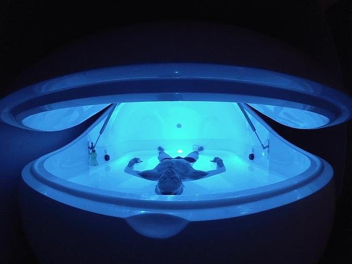 sensory deprivation float.jpg