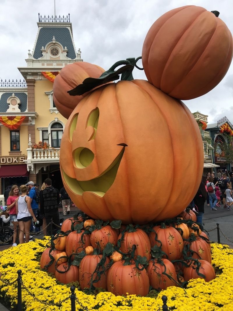 ryo-halloween-disney-02.jpg