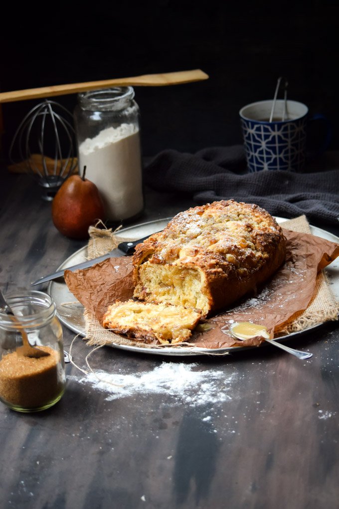 Caramel Pear Swirled Streusel Babka (7).jpg