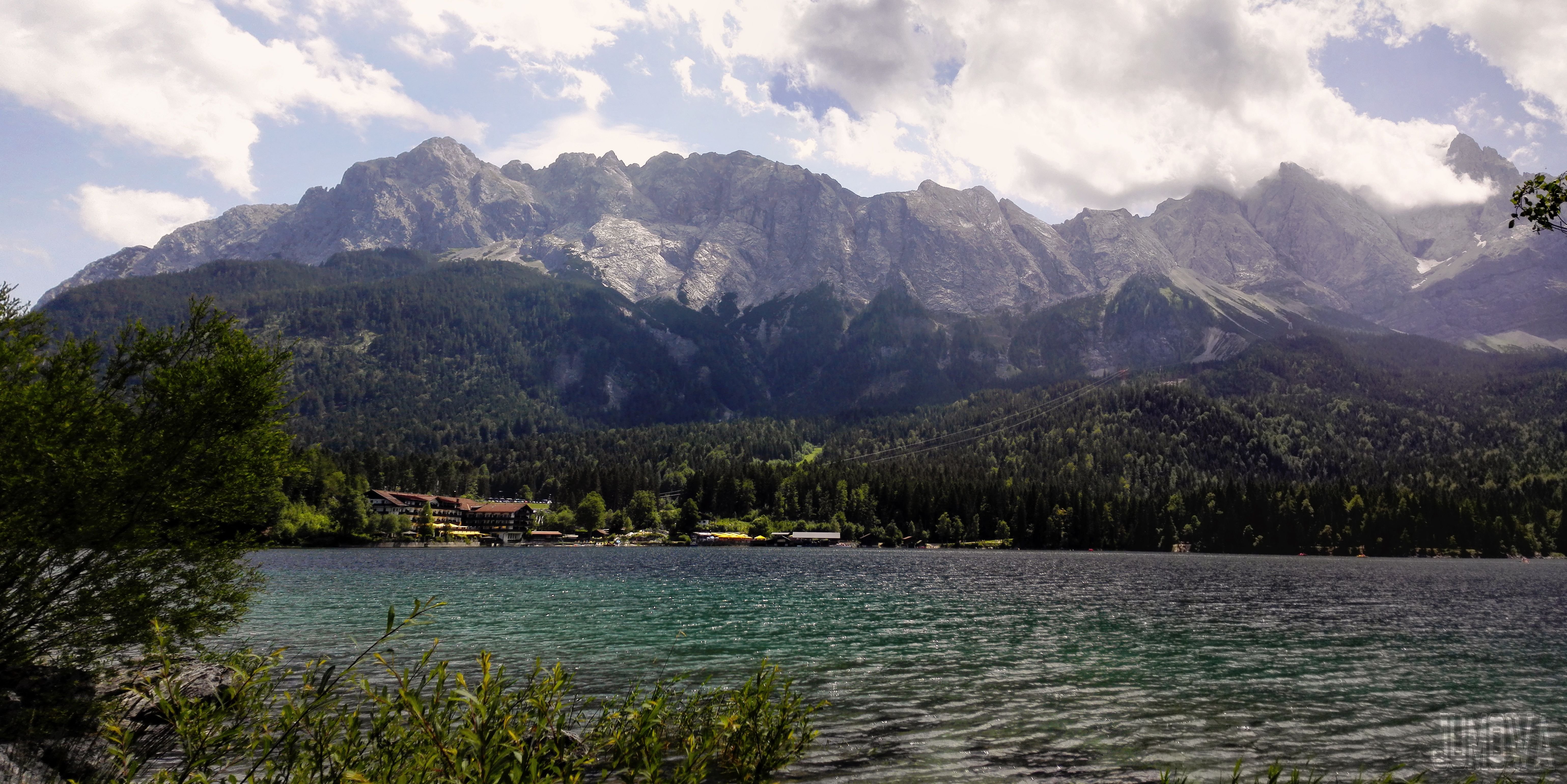 Eibsee Zugspitze.jpg