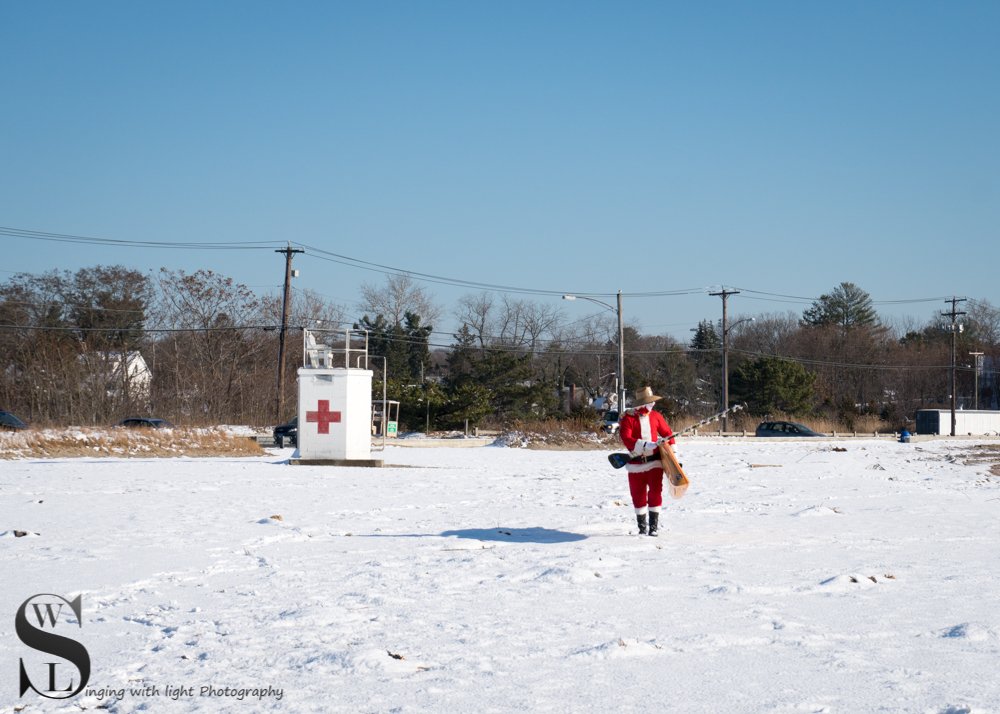 Santas in the snow (7 of 13).jpg