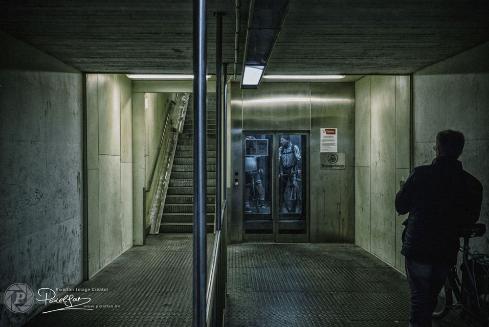 fietserstunnel_wachten.jpg