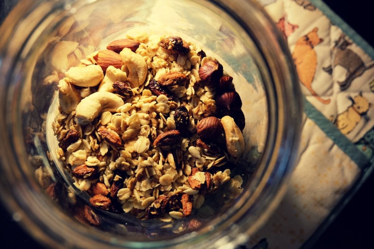 healthy-homemade-granola-recipe-1.jpg