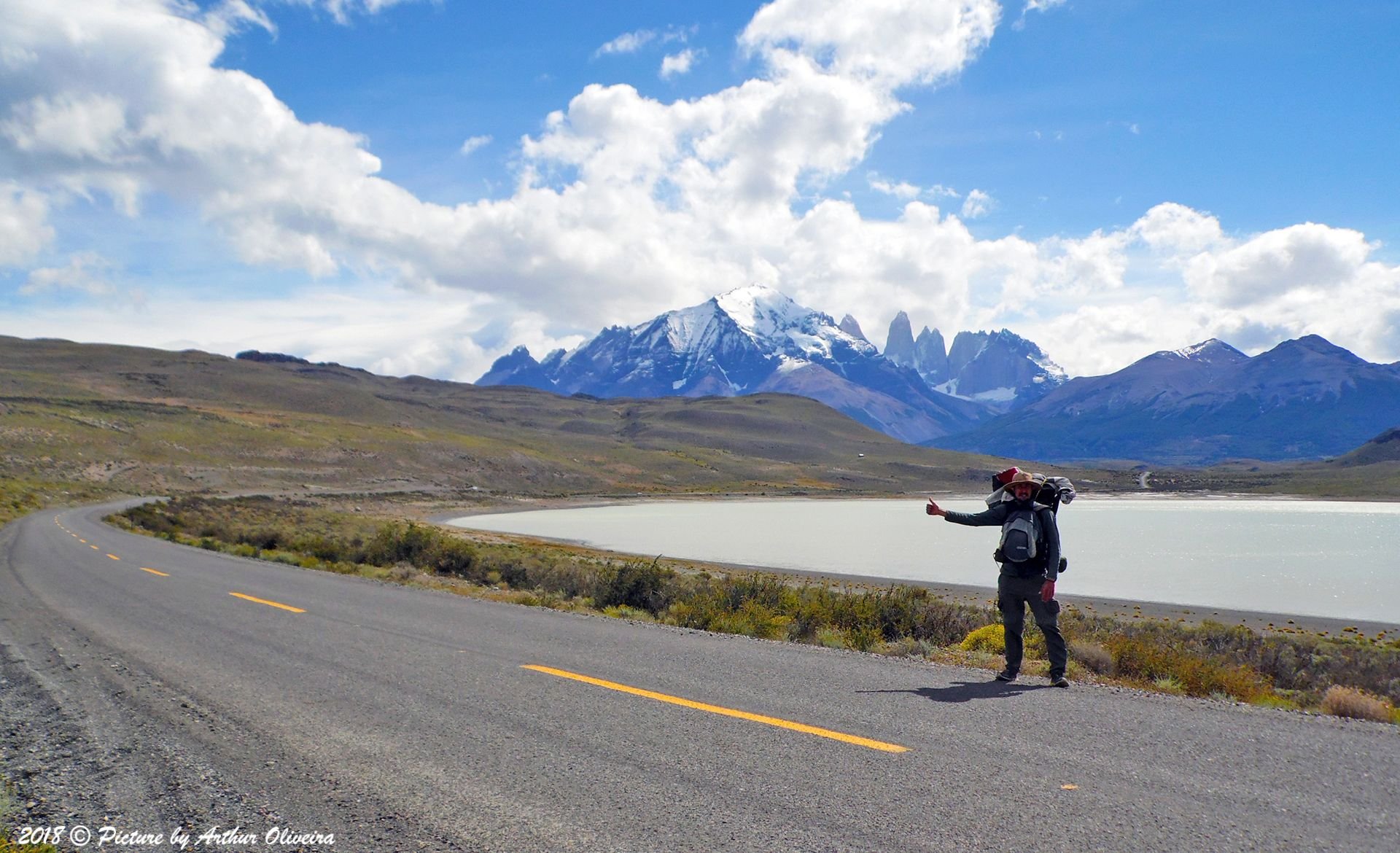 HITCHHIKING LIKE A BOSS