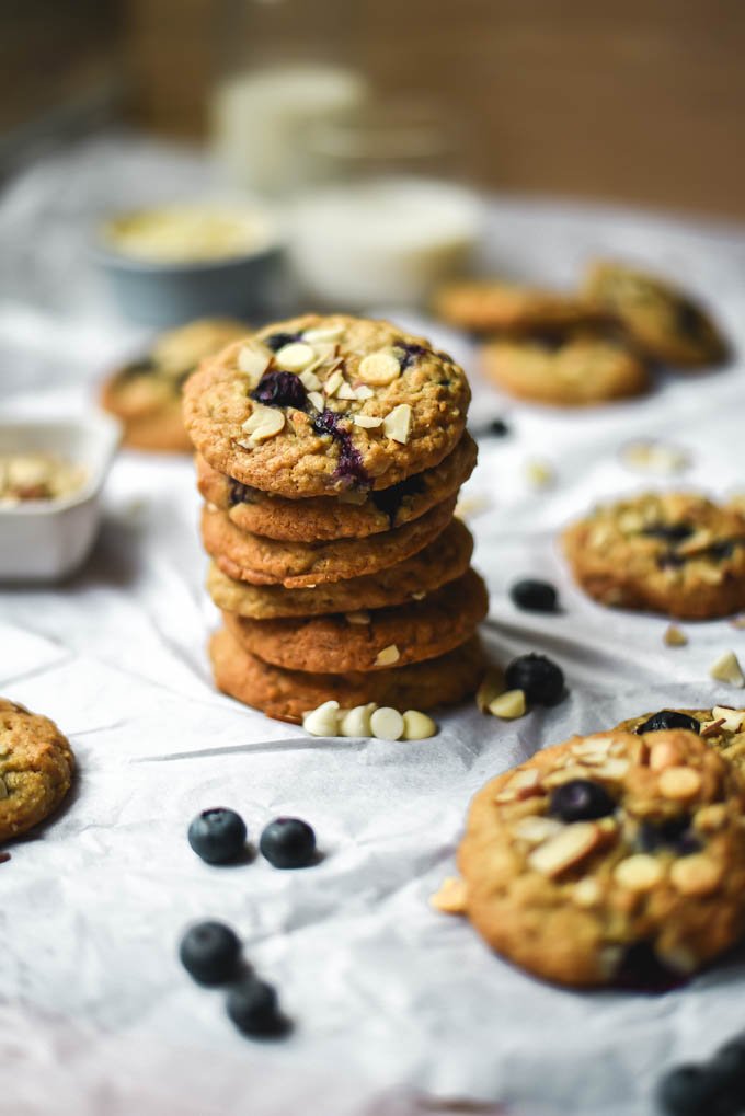 Blueberry White Chocolate Almond Oatmeal Cookies (9).jpg