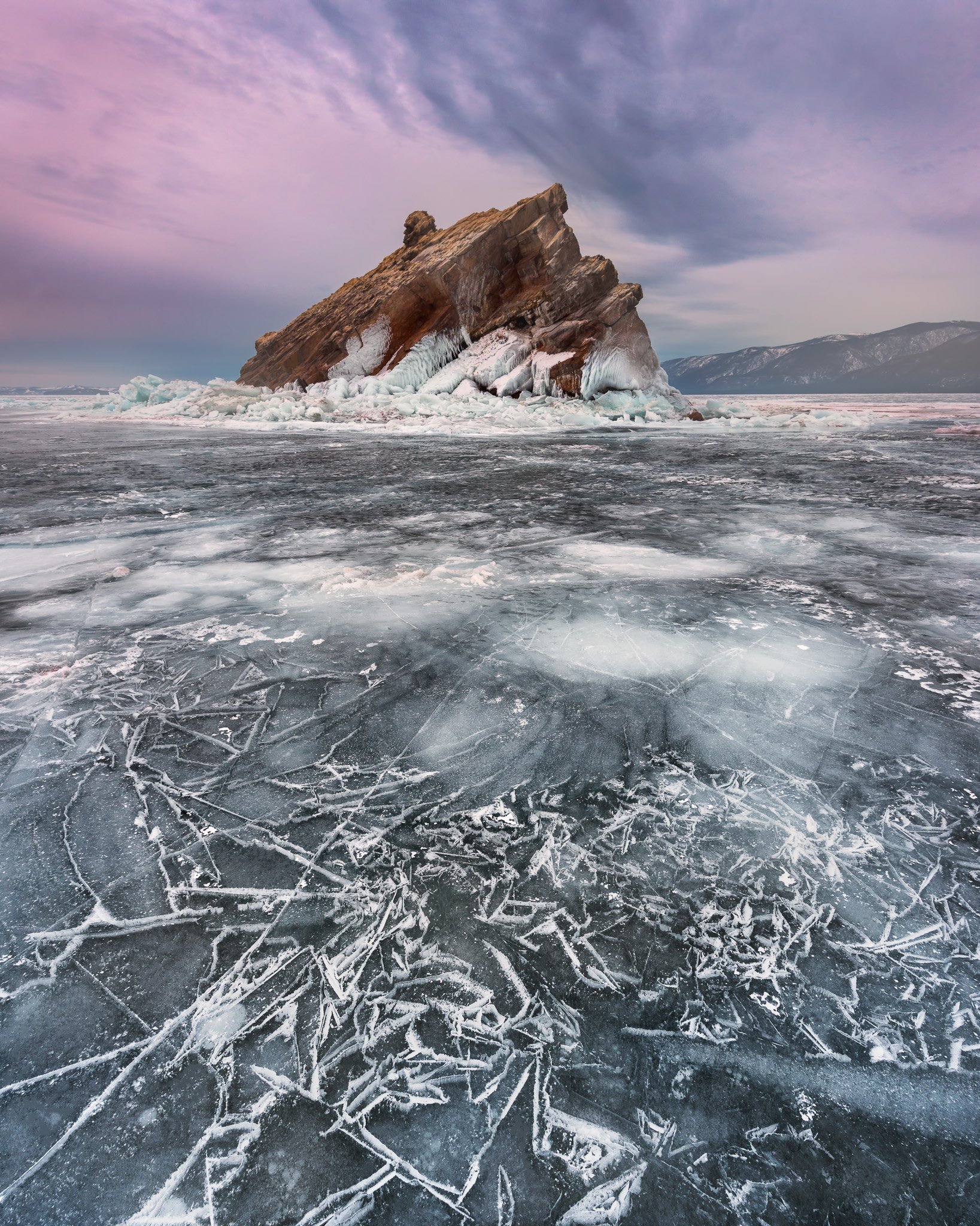 Isle-Elenka-in-the-Morning-Lake-Baikal-Russia.jpg