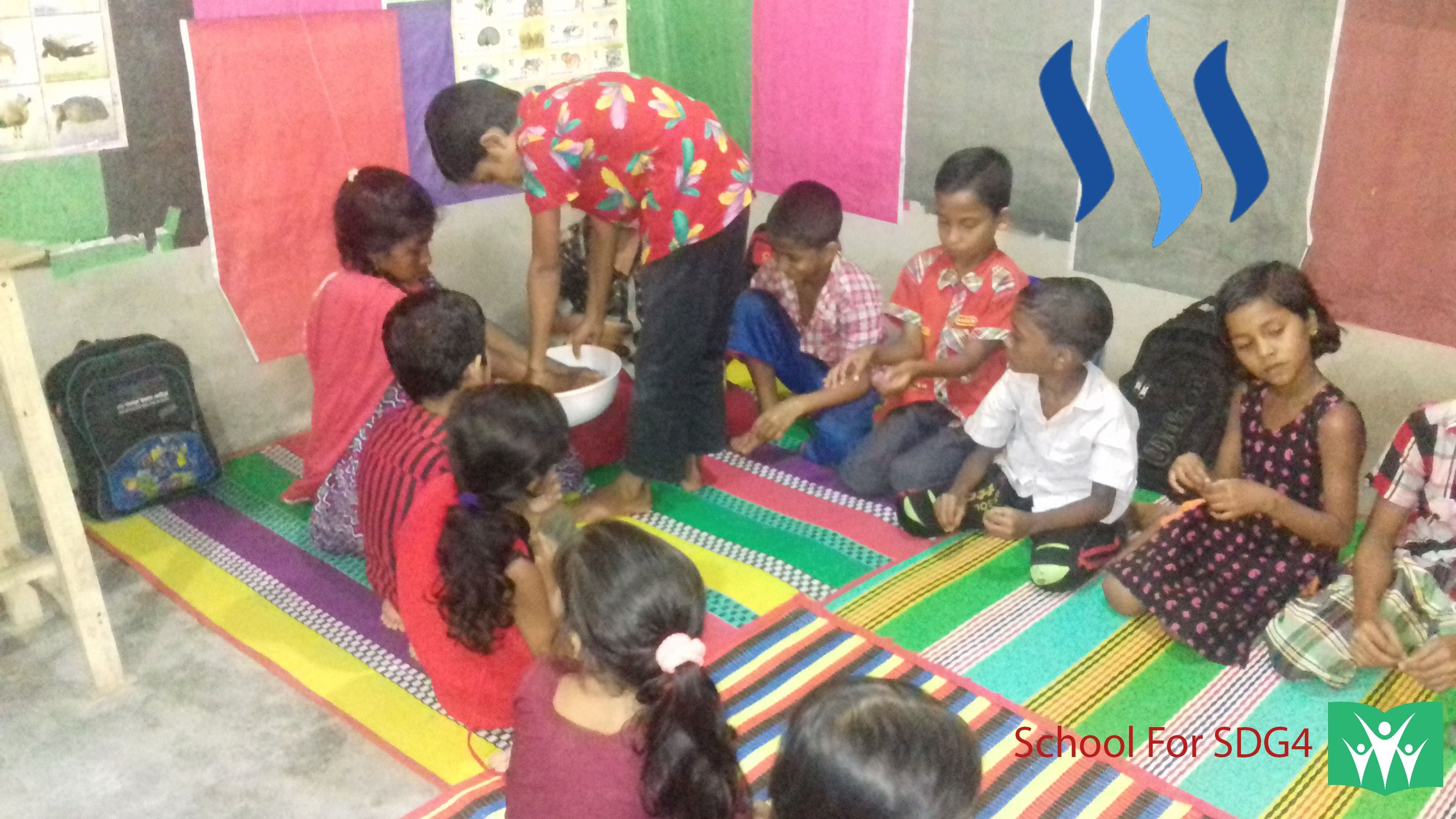 Children washing hands.jpg