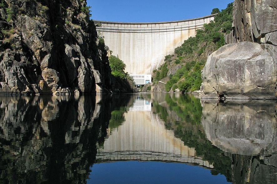 BARRAGEM_DO_CABRIL_2.jpg