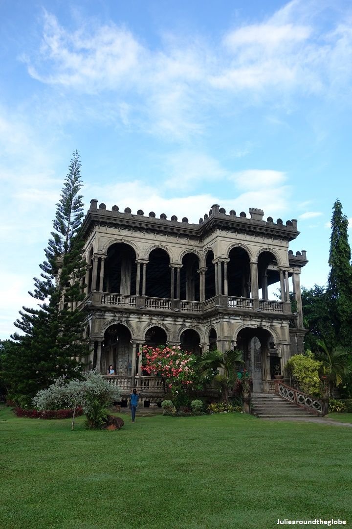 The ruins, Bacolod, Negros, Philippines 1.jpg