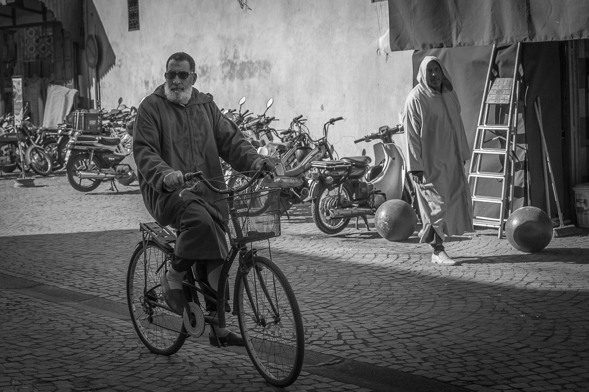 street photo palacio policia bw detail.jpg