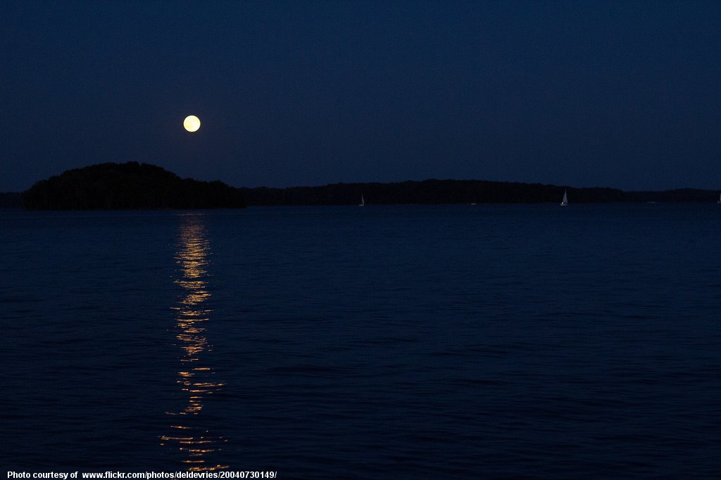 FullMoonOverSailboatsOnLake-080415.jpg