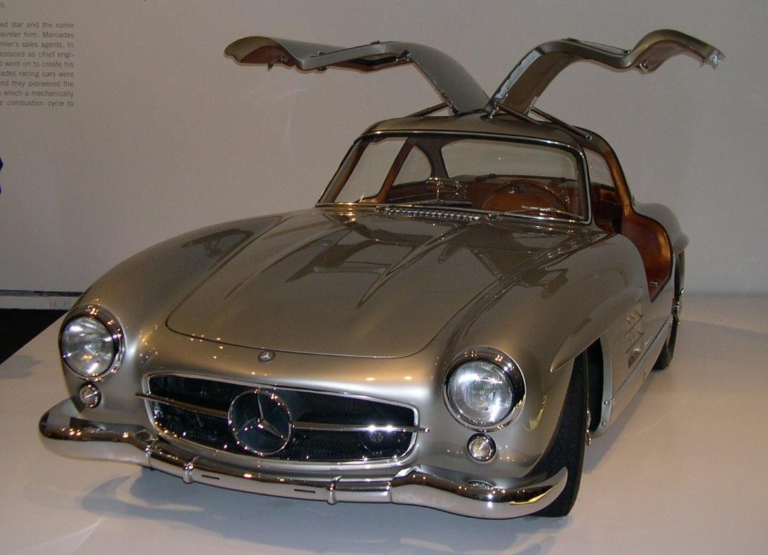 1955_Mercedes-Benz_300SL_Gullwing_Coupe_34.jpg