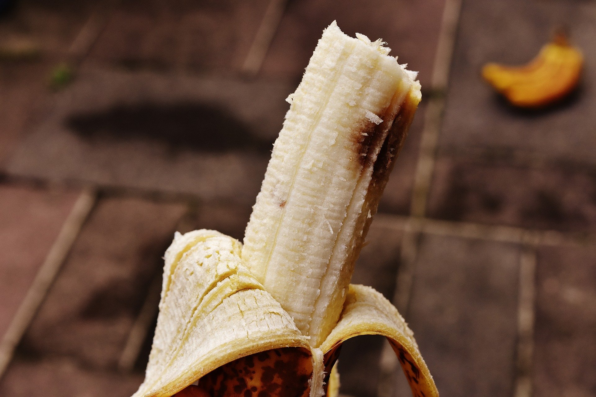 bananas-1735077_1920.jpg