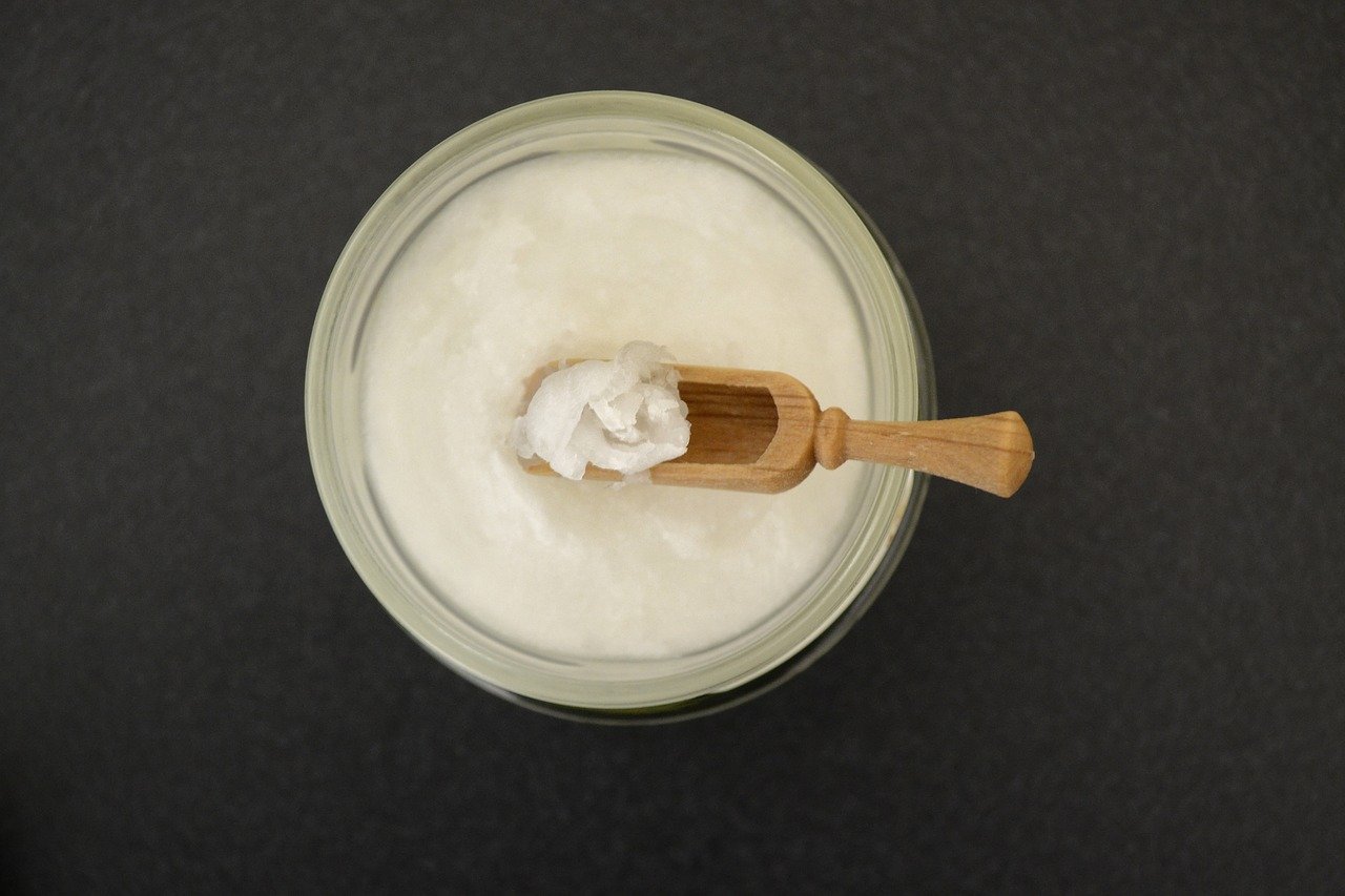 coconut-oil-in-jar-2090043_1280.jpg