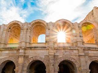 the-amphitheatre-of-arles-2591508__340.jpg