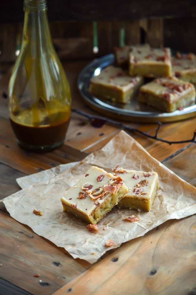 Maple Bacon Blondies (4).jpg