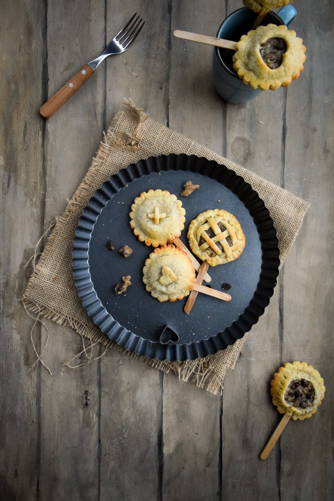 Chocolate Chip Cookie Dough Pie Pops..jpg