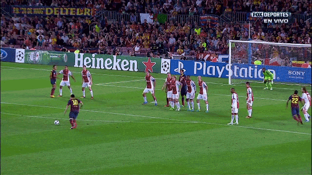 Best Free Kick of Messi Ever - 1.gif