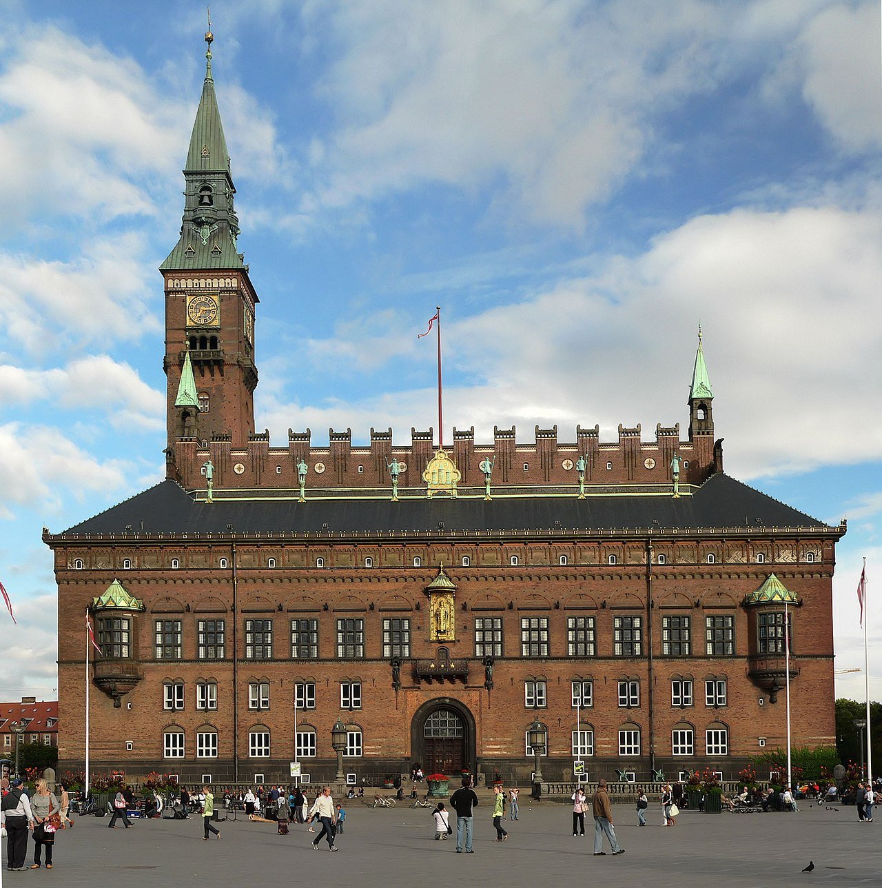 1280px-Copenhagen_City_Hall.jpg