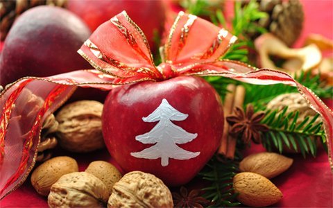 a common christmas present in china is apples wrapped in beautiful gift wrappingchristmas with a chinese flavor giving apples on christmas eve is an - How Does China Celebrate Christmas a common christmas present in china is apples wrapped in beautiful gift wrappingchristmas with a chinese flavor giving apples on christmas eve is an - How Does China Celebrate Christmas