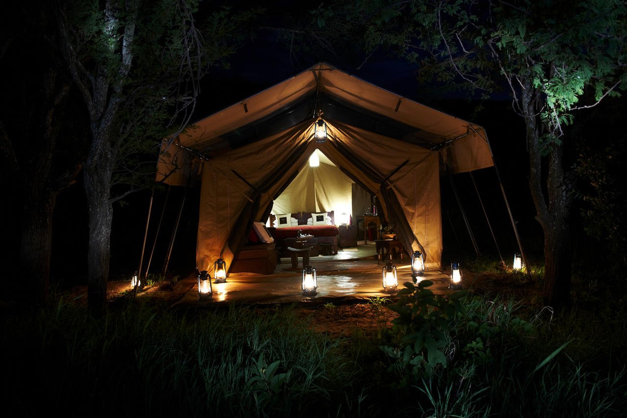 Dunia-Camp-2012-night-Tent-00360346.jpg