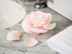 A'marie's Bath Flower